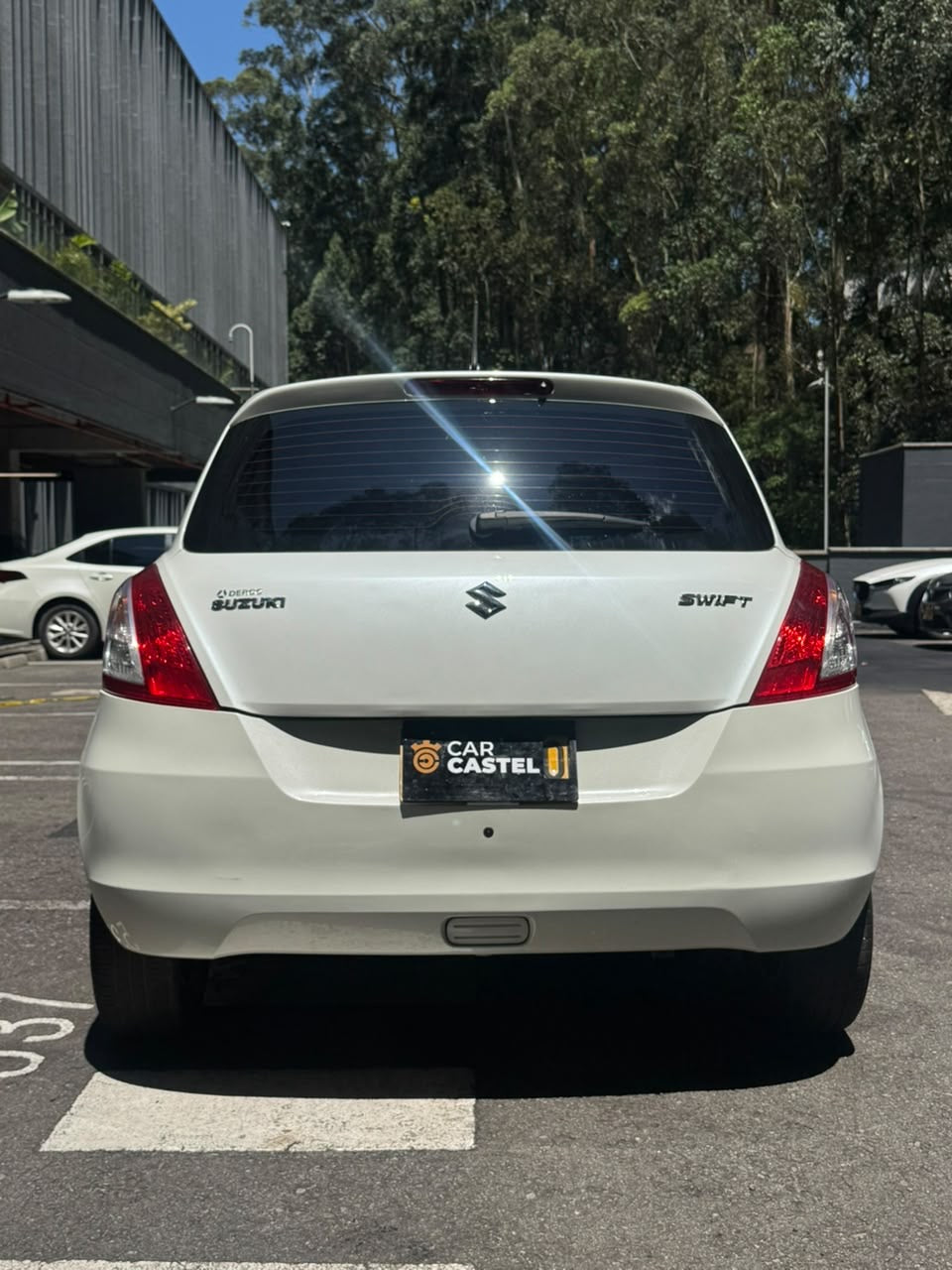 2015 - SUZUKI SWIFT MT 1.2L