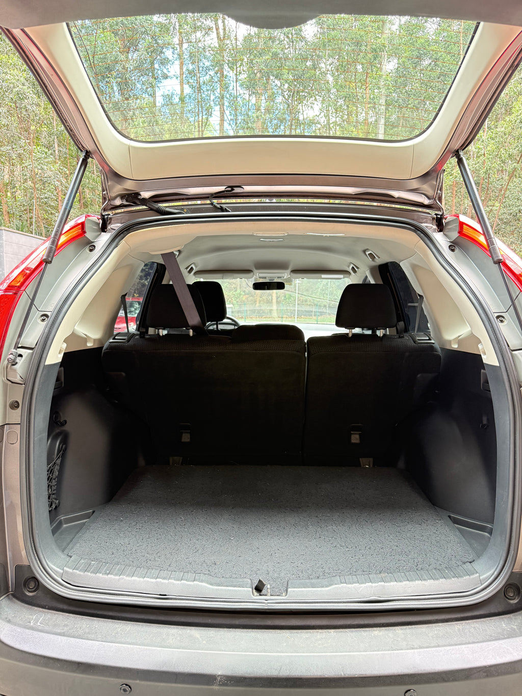 2012  - HONDA CRV LX AT