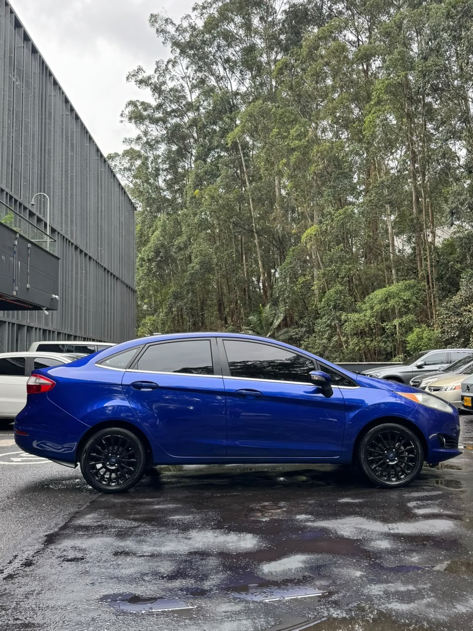 2015 - FORD FIESTA TITANIUM AUT 1.6L