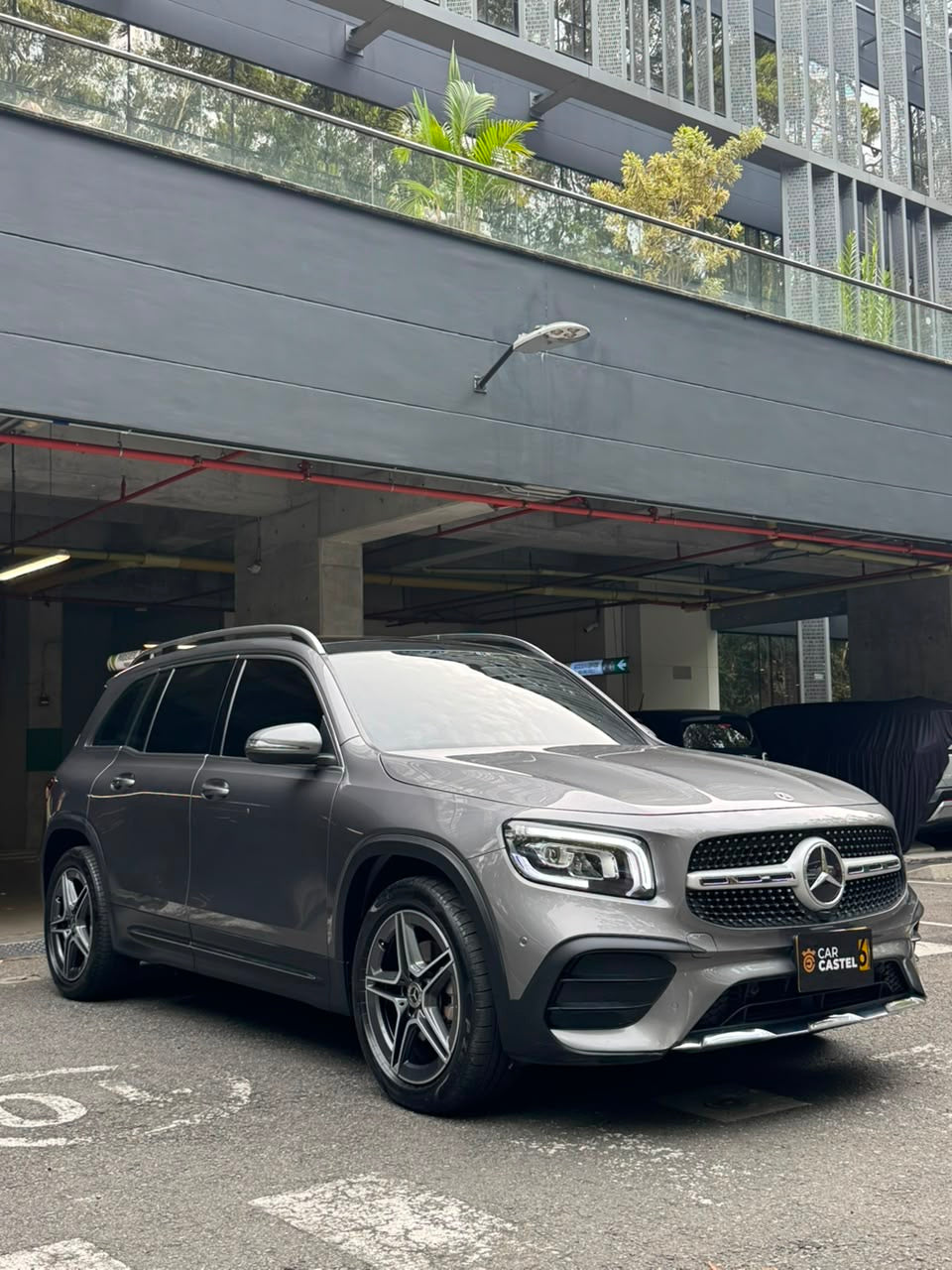 2023 - MERCEDES BENZ GLB200