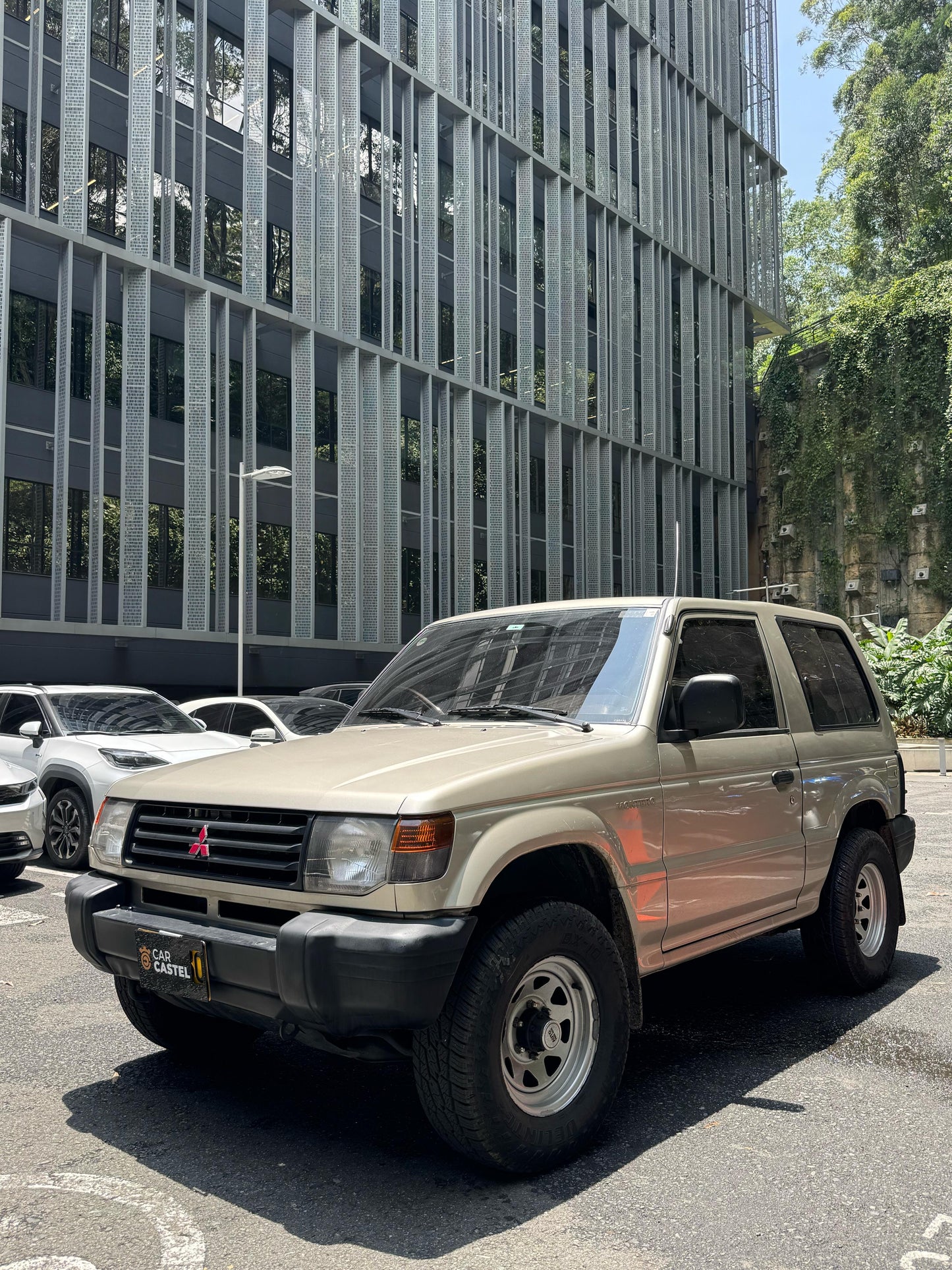 2003 - MITSUBISHI MONTERO V11 2.4L