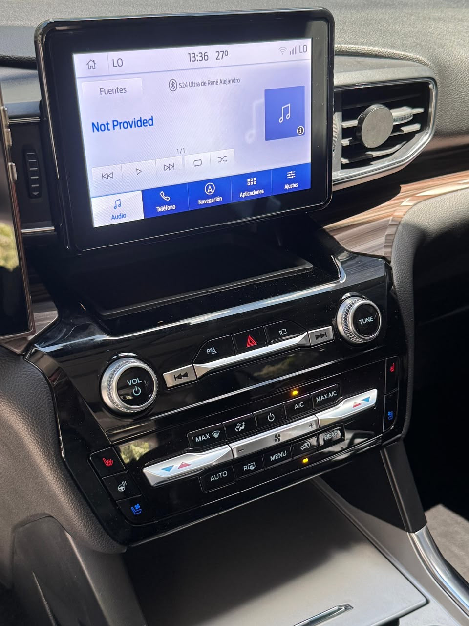 2023 - FORD EXPLORER LIMITED
