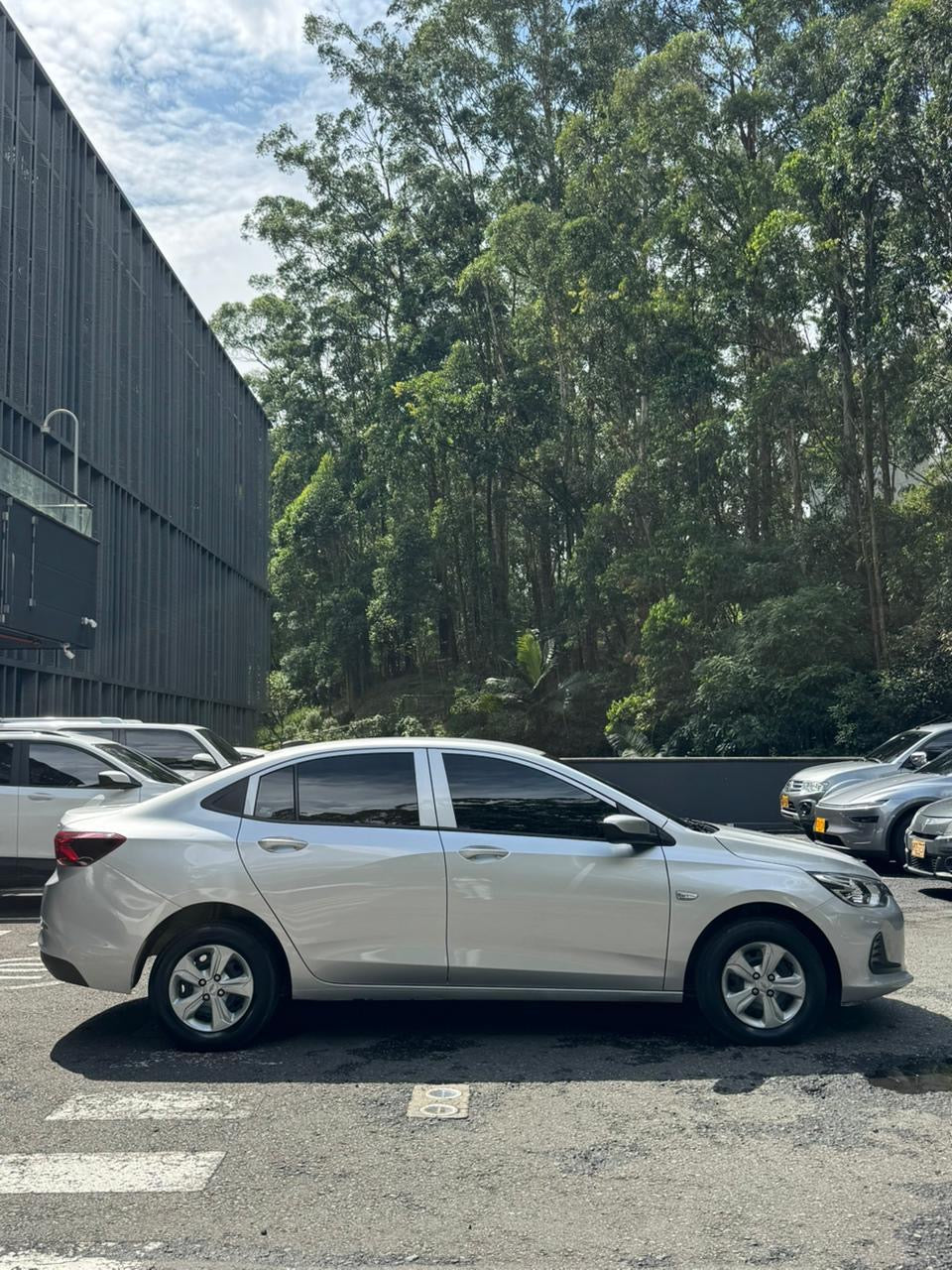 2023 - CHEVROLET ONIX LT AT