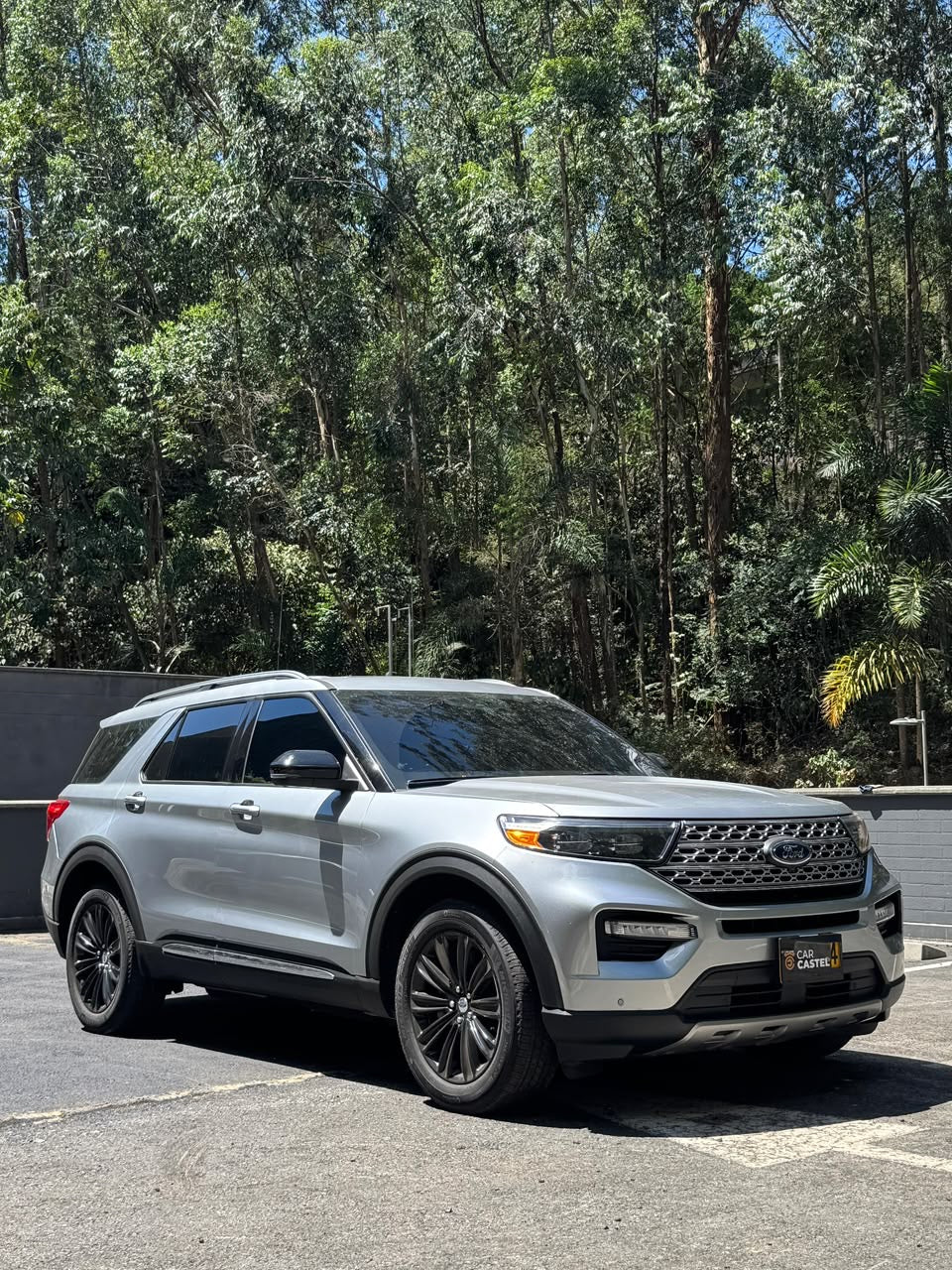 2023 - FORD EXPLORER LIMITED