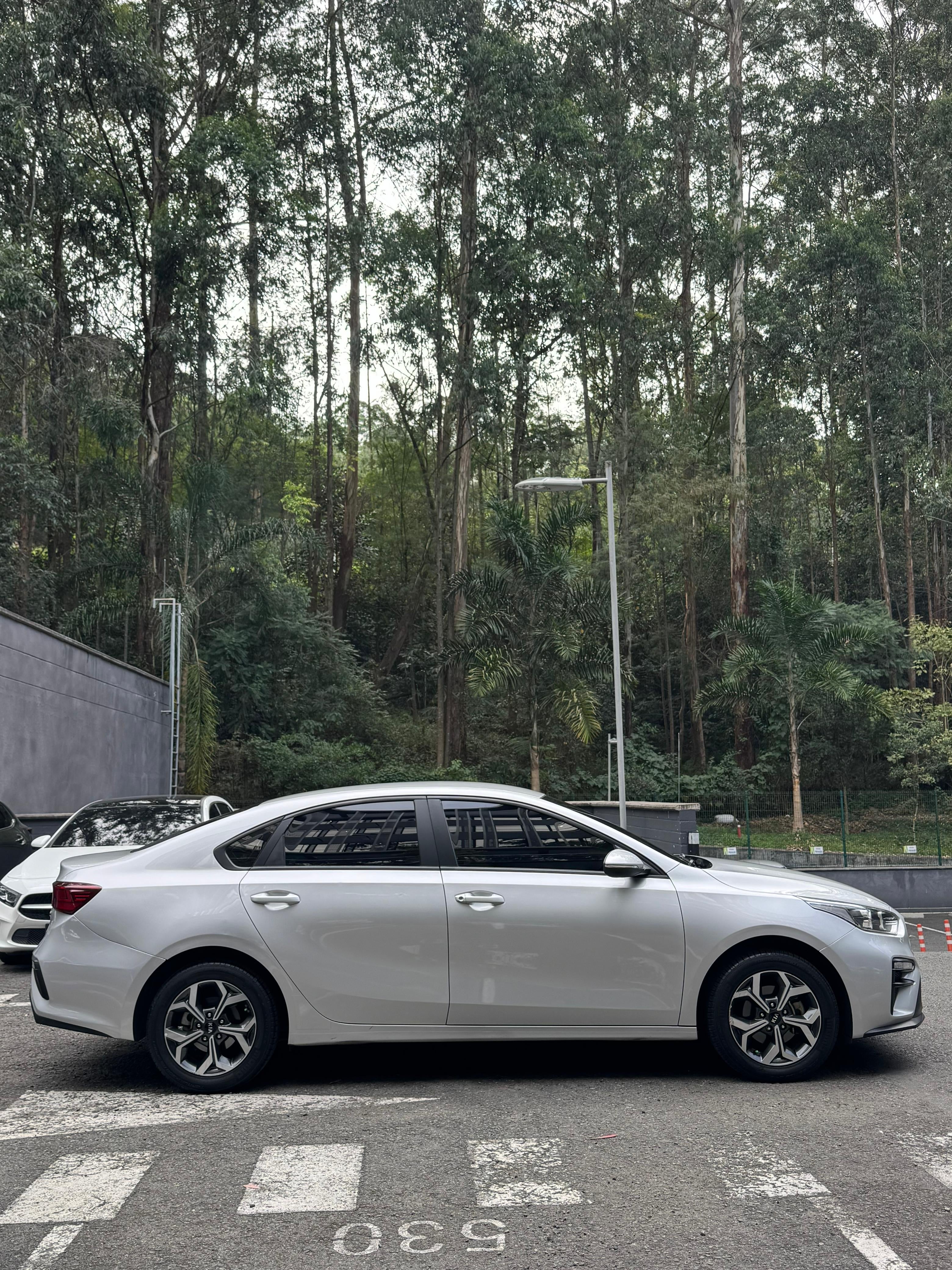2020 - KIA CERATO VIVRO VIBRANT 1.6 MT