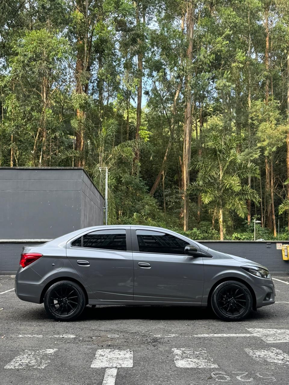 2022 - CHEVROLET JOY BLACK SEDAN MT