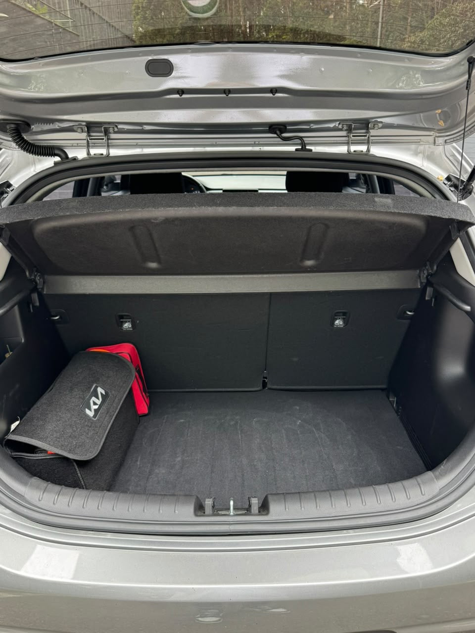 2024 - KIA RIO VIBRANT HB 1.4L