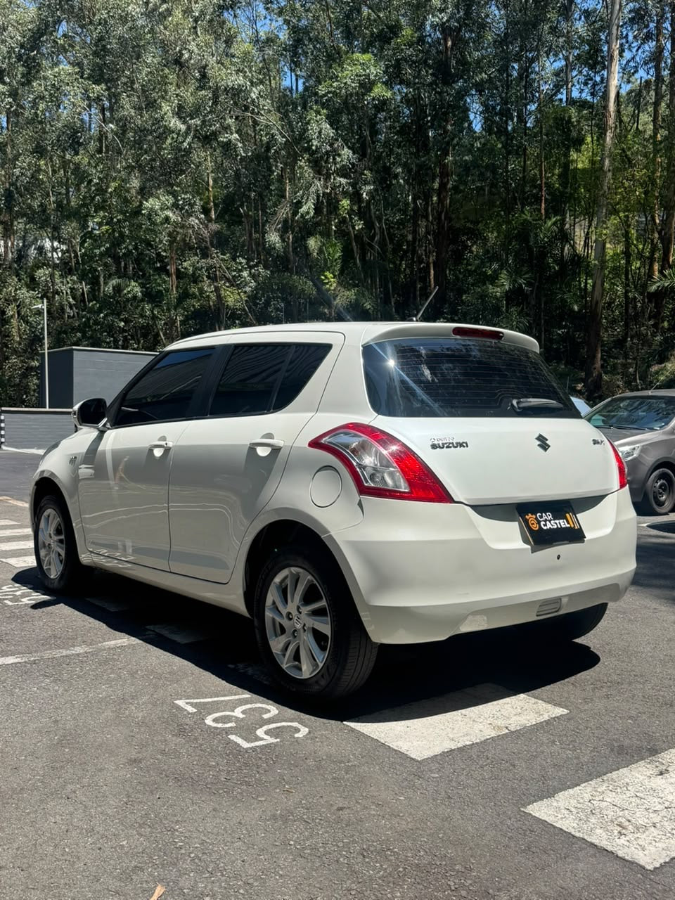 2015 - SUZUKI SWIFT MT 1.2L