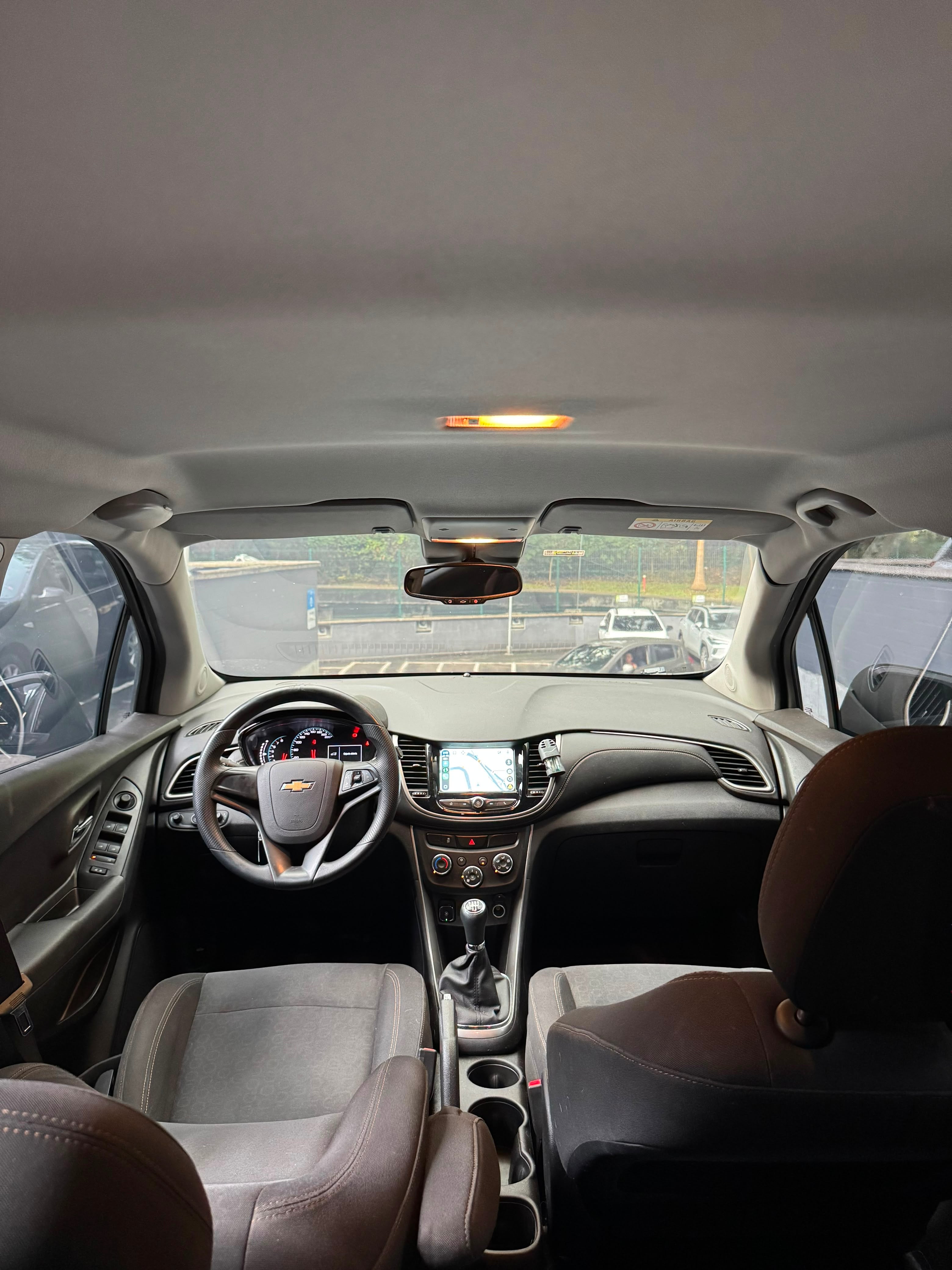 2018 - -CHEVROLET TRACKER LS MT 1.8L