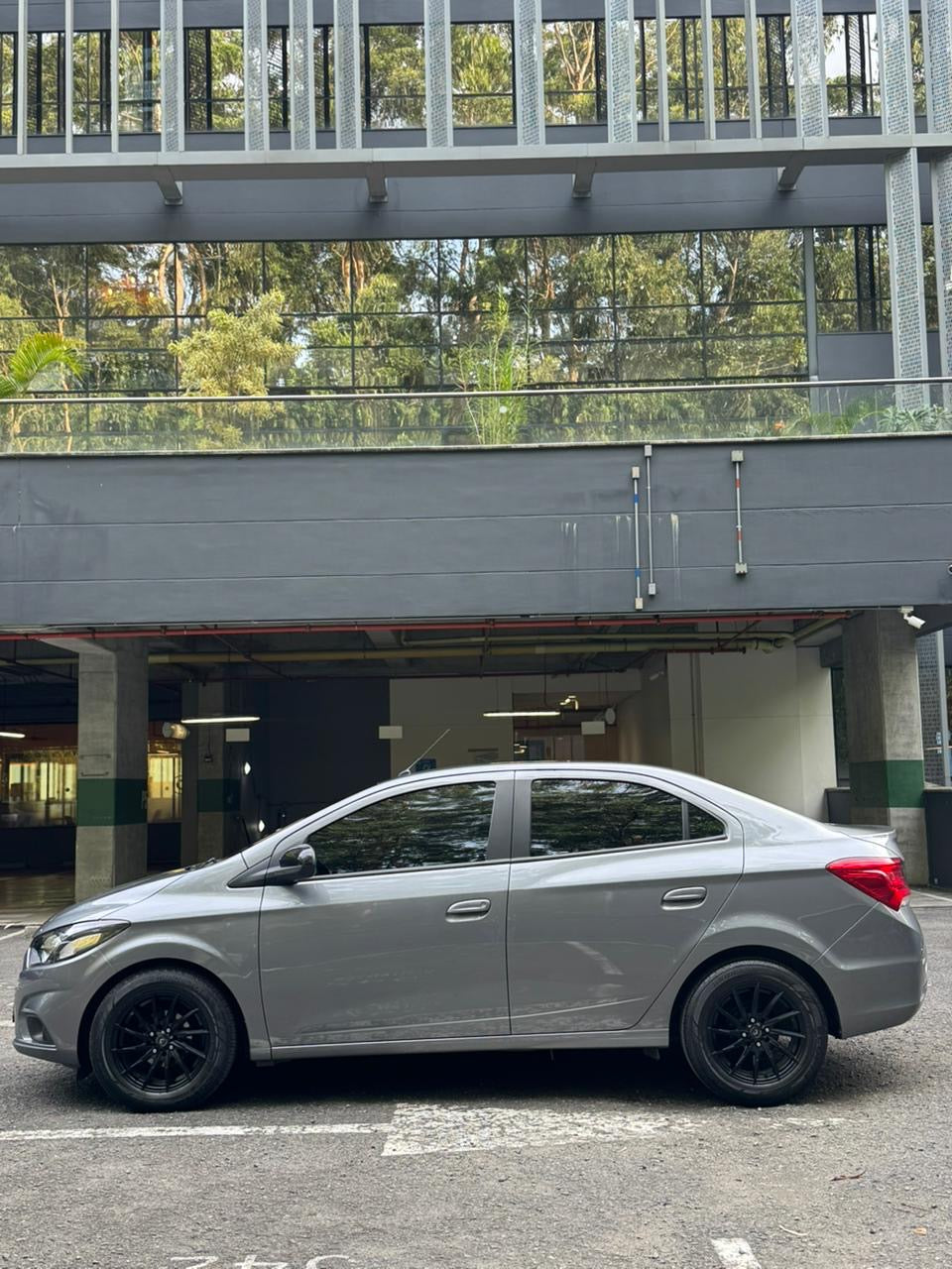 2022 - CHEVROLET JOY BLACK SEDAN MT