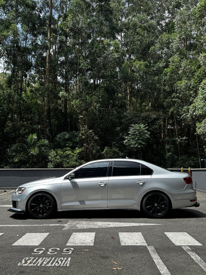 2014 - VOLKSWAGEN NUEVO JETTA GLI 2.0 turbo
