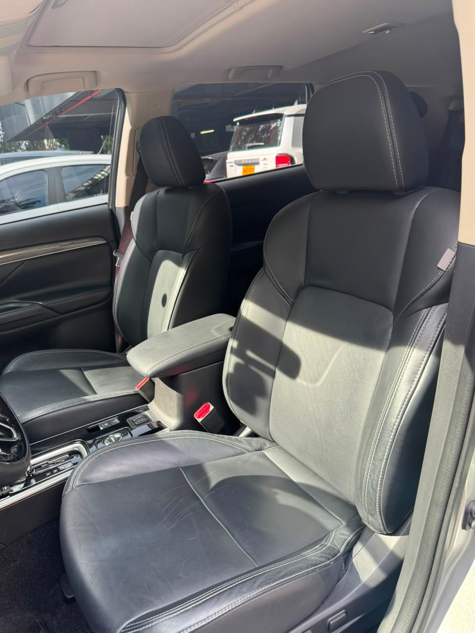 2024 - MITSUBISHI OUTLANDER Kaiteki 2,4L - 4x4