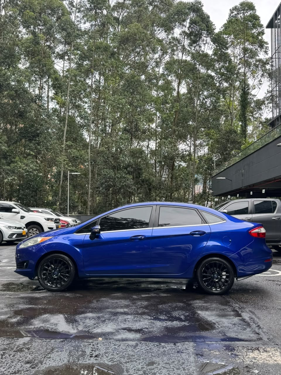 2015 - FORD FIESTA TITANIUM AUT 1.6L