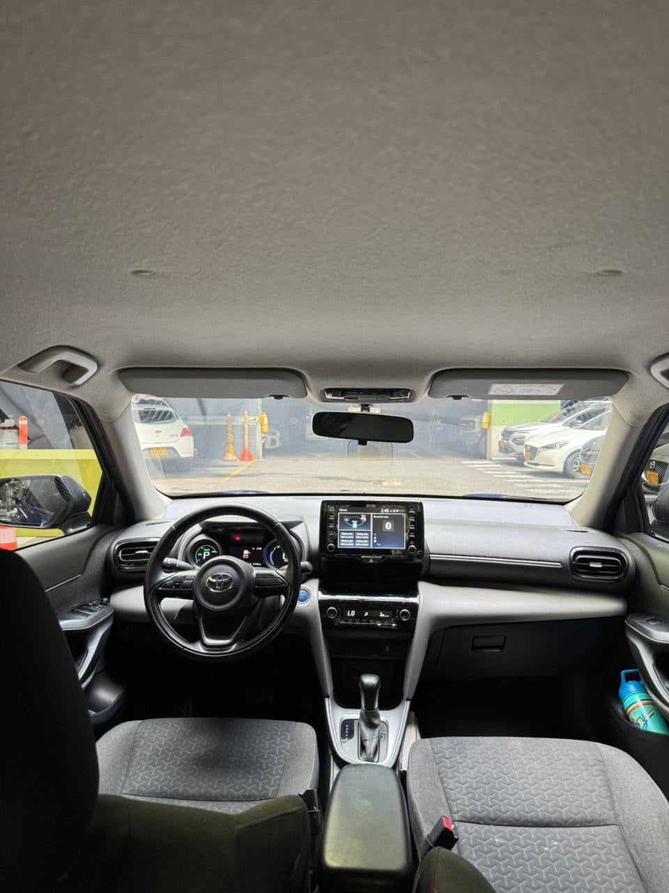 2022 - TOYOTA YARIS CROSS XS