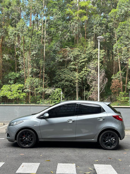 2008 Mazda 2 HB MT