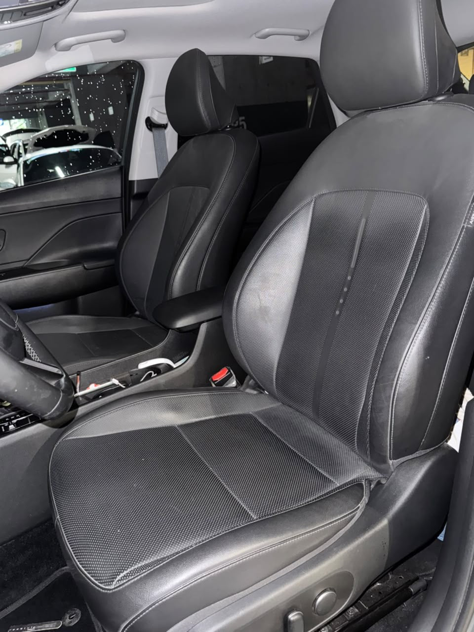 2025 - HYUNDAI KONA LIMITED